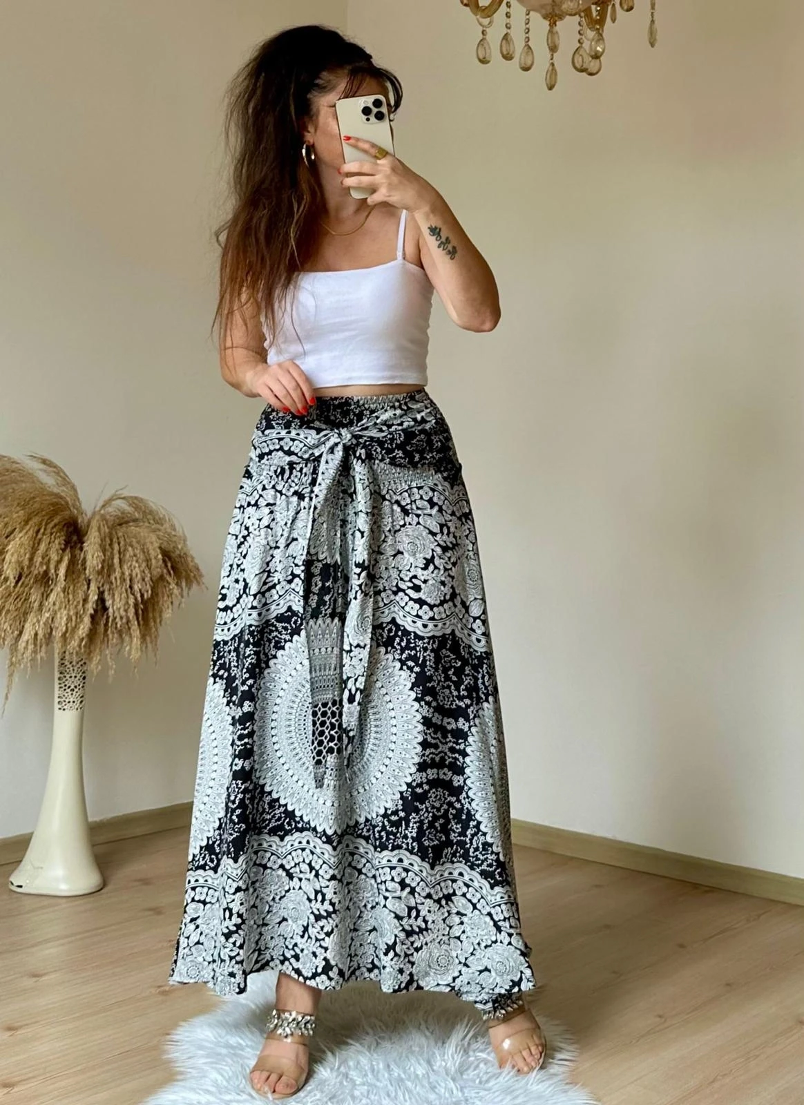 Otantik Desenli Etek Beyaz