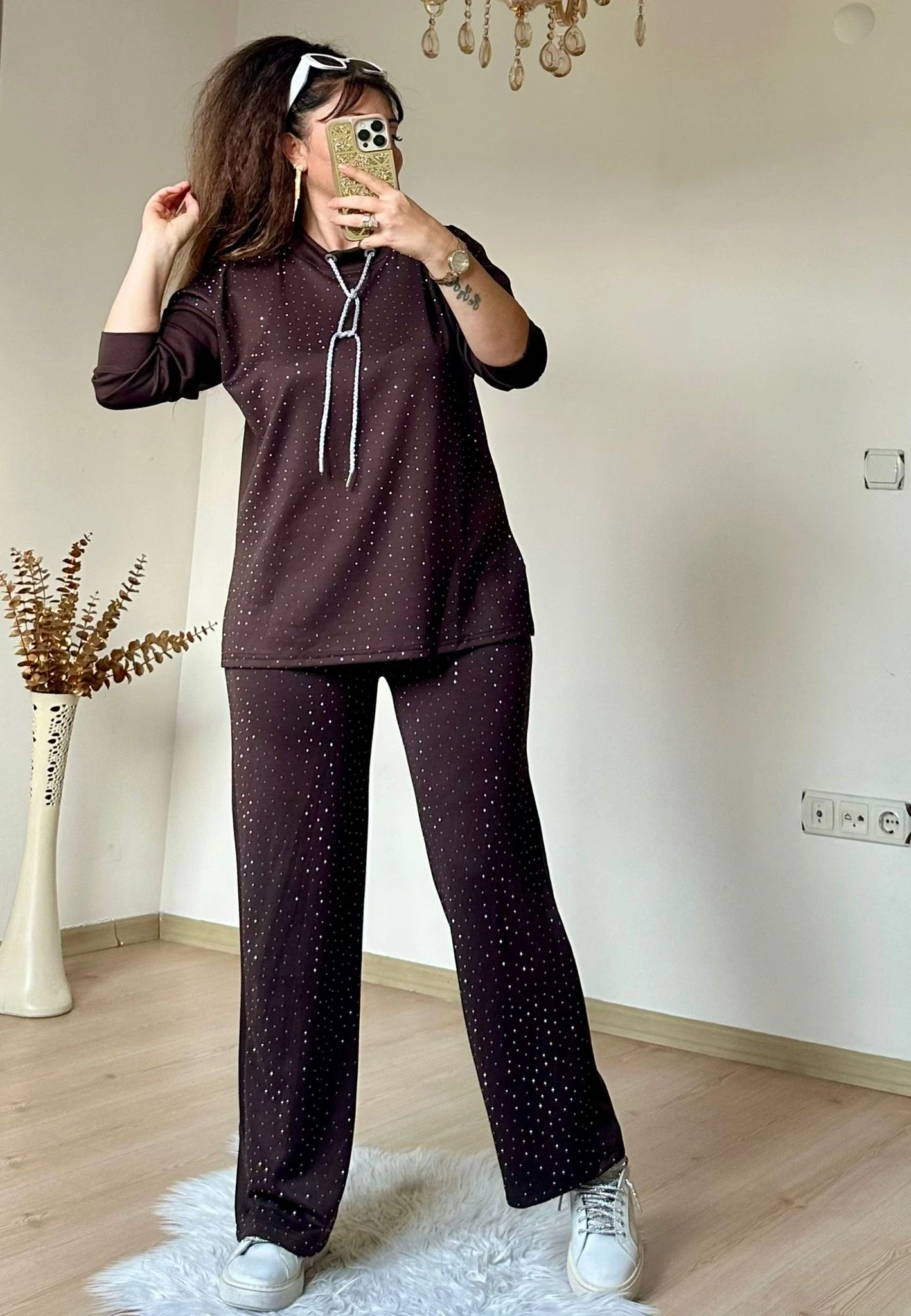 Simli İp Bağcıklı Taşlı Takım Kahve