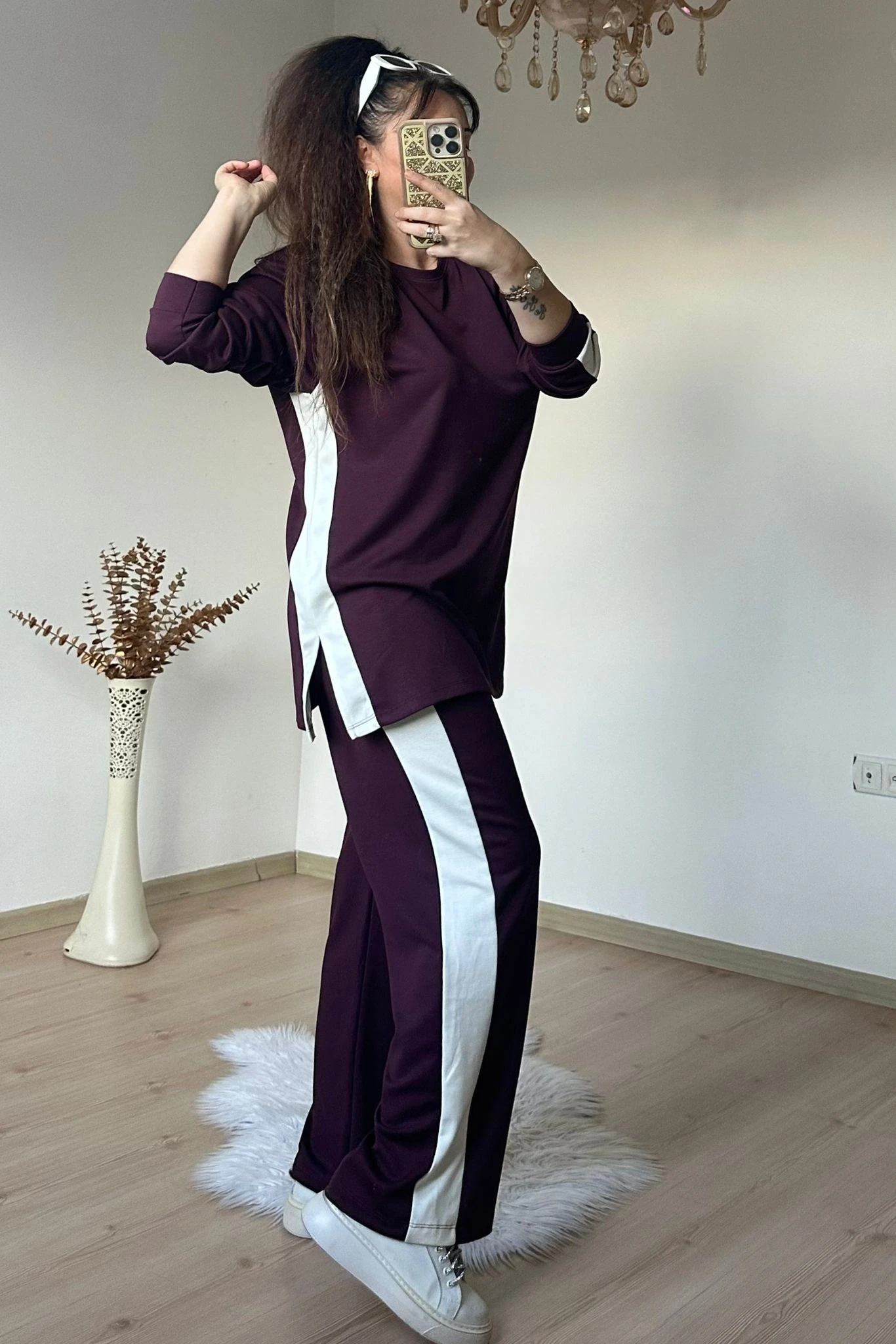 Yan Beyaz Şerıtlı Takım Bordo