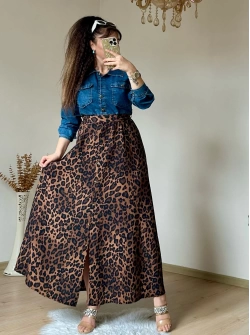Kot Detaylı Leopar Elbise