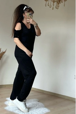 Omuz Detaylı Pullu Takım Siyah