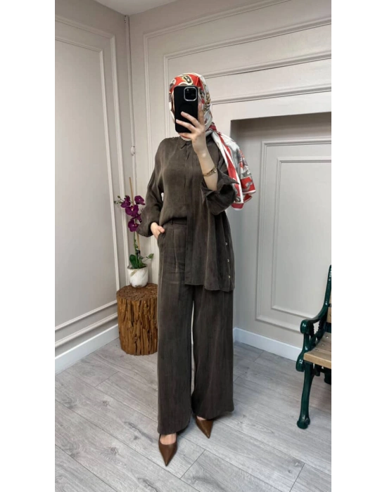 Ayd İpek Takım Kahvetengi