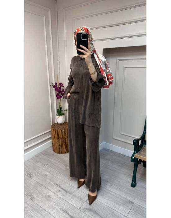 Ayd İpek Takım Kahvetengi