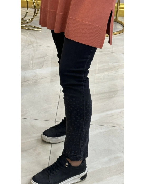 Misswhence Dar Paça kot Siyah