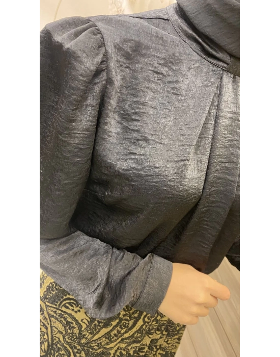 NİQZZA WİM YAKASI PİLELİ SİYAH BLUZ