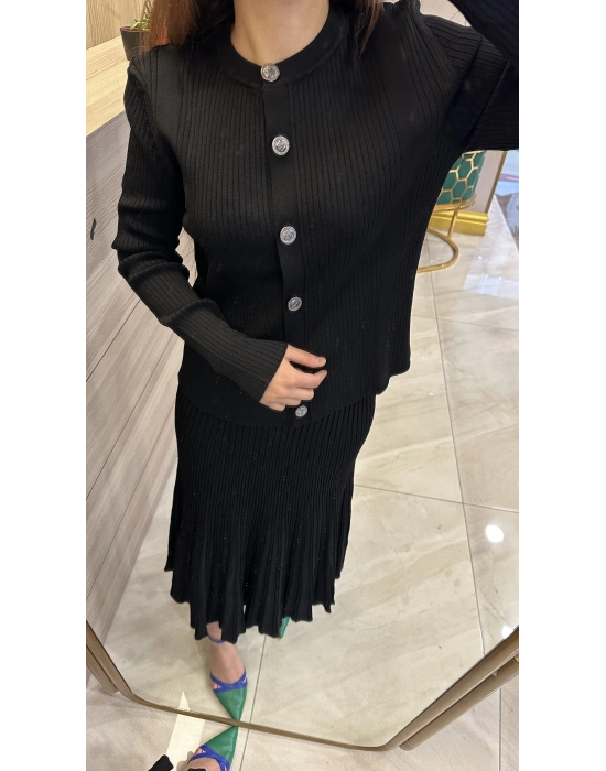 Nuss 1301 Siyah Takım