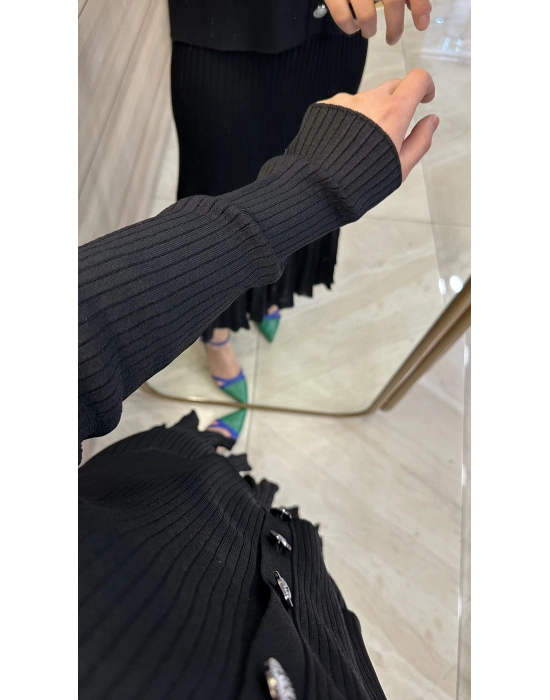 Nuss 1301 Siyah Takım