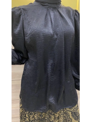 NİQZZA WİM YAKASI PİLELİ SİYAH BLUZ