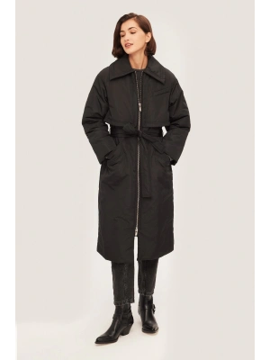 Venöve Astin Siyah Kaban