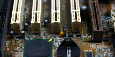 8GB RAM Tuzağı ve Lehimli Bellek Kâbusu: 2026da Sürdürülebilir Bir İkinci El Cihaz Nasıl Seçilir?