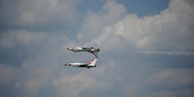 Minecraftta Elytra (Kanat) Nasıl Bulunur ve Havai Fişekle Nasıl Uçulur?