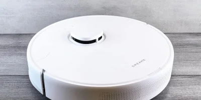 Evinizdeki Gizli Kahraman: Robot Süpürgeler Neden Artık Gırgır Değil, Birer Ev Arkadaşı?