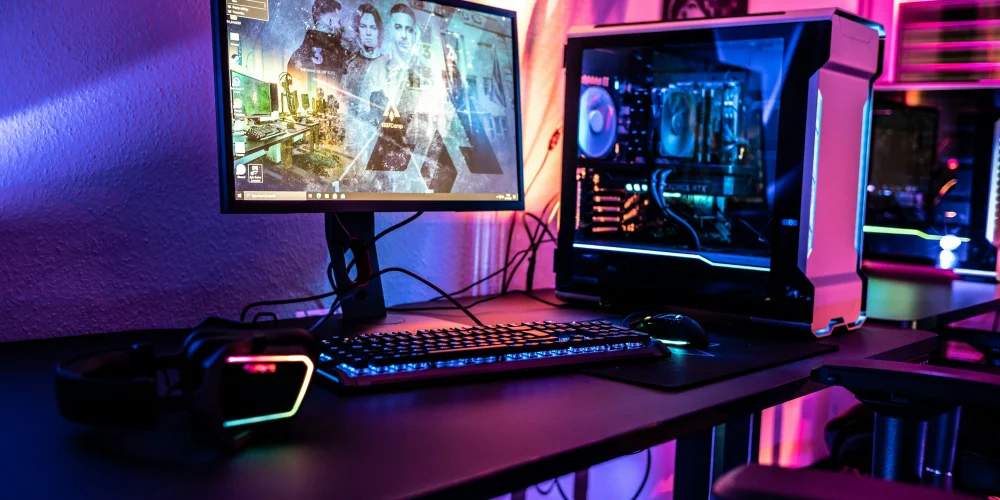 Oyuncular İçin Monitör Seçim Rehberi: Hertz, Tepki Süresi ve Panel Türü