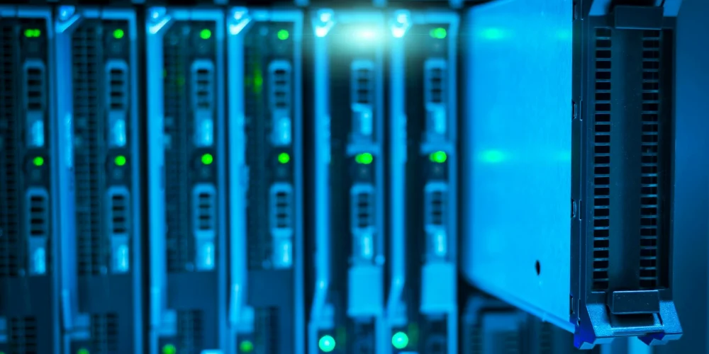 Dijital Egemenliğinizi İlan Edin: Eski Bilgisayardan Home Lab ve Kişisel Bulut Sunucusuna Dönüşüm Rehberi