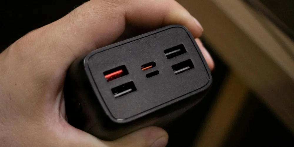 USB-C PD ve Güç Besleme Sorunları: Mini PCniz Neden Açılmıyor veya Sürekli Yeniden Başlıyor?