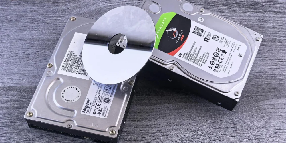 Sorun: Windows Kurulumunda SSD Görünmüyor (No Drives Found)
Çözüm: Intel VMD/RST Sürücüsünü Yükleme Medyasına Entegre Etmek