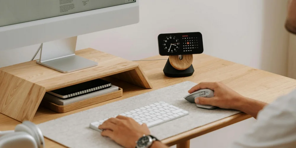 Masa Başında Çürümeyi Bırak: Üretkenliği %200 Artıran Dream Desk (Hayalindeki Masa) Kurulum Rehberi