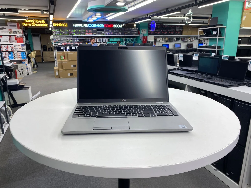 Dell Notebook Latitude 5510 i5 10310U 16Gb 512Gb M2 Ssd 15.6