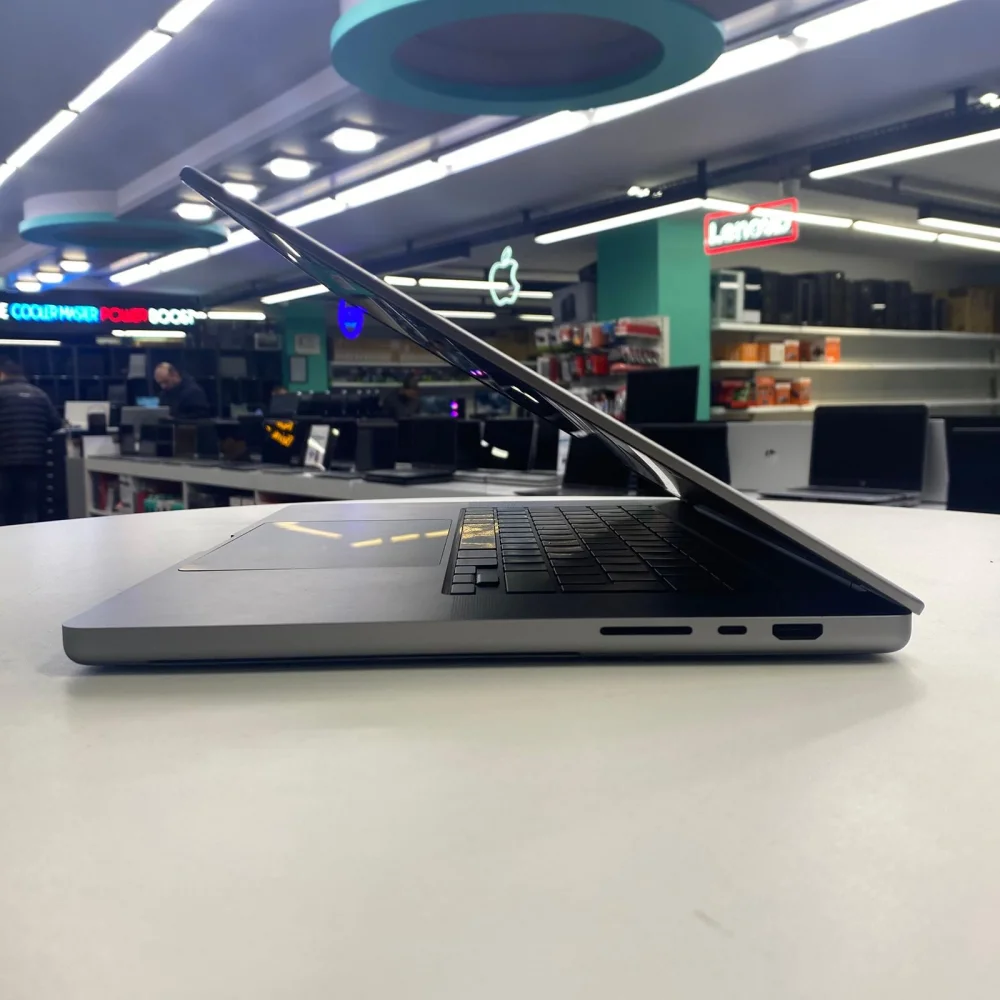 Apple Notebook MacBook Pro 16 A2485 M1 Max 32Gb 1tb ssd 2021 (A Laptop) 50Devir 2.EL 6Ay Garanti