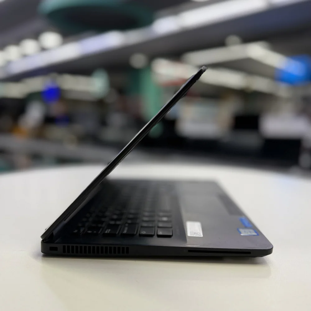Dell 2.El Notebook Latitude E7270 İ7 6600U 8Gb Ddr4 256Gb M2 Ssd 12.5 Fhd B Kalite Laptop
