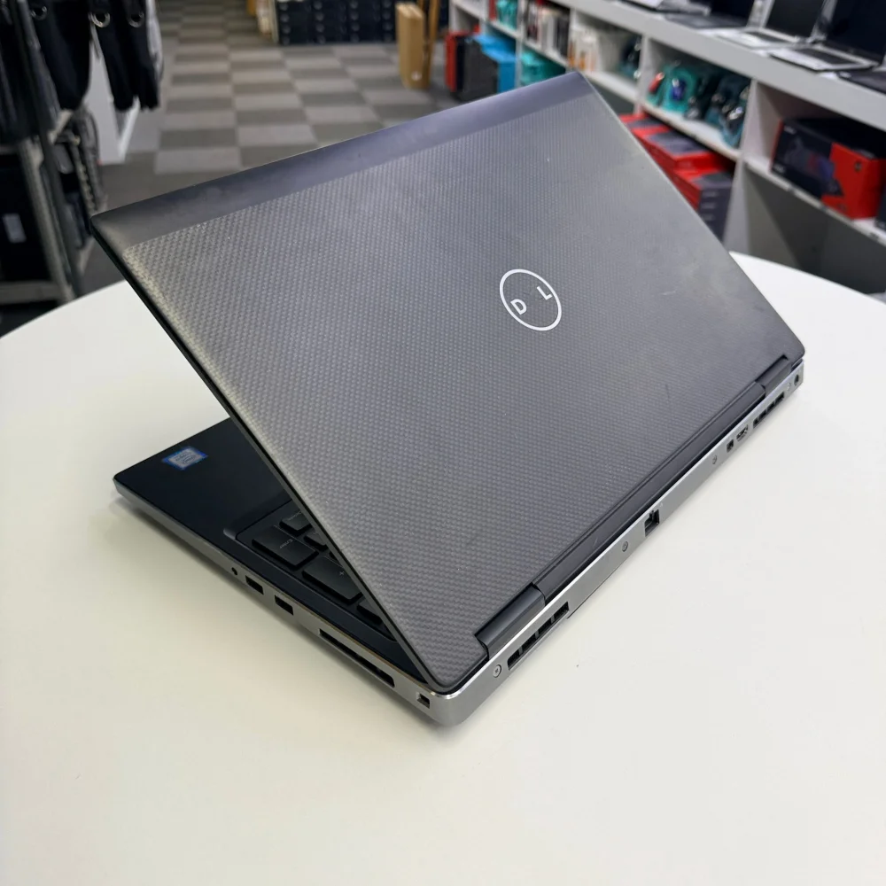 Dell 2.El Notebook Precision 7530 İ7 8750H 16Gb Ddr4 512Gb M2 Ssd 4Gb Quadro P1000 15.6 Fhd Ips C