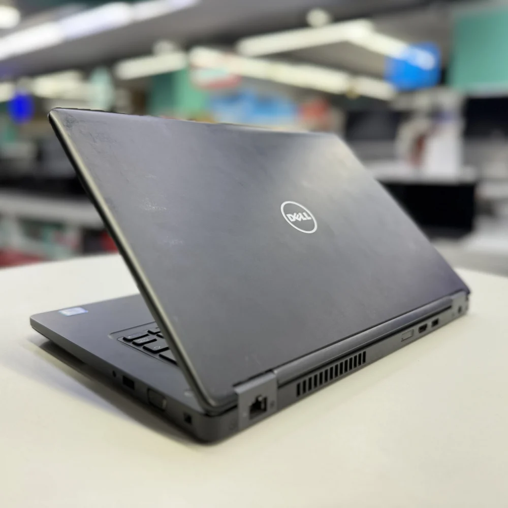 Dell Latİtude 5480 Notebook İ7 7600U 8Gb Ddr4 Ram 256Gb M2 14Hd Ips Sıfır Bataryalı C kalite 2.El Laptop
