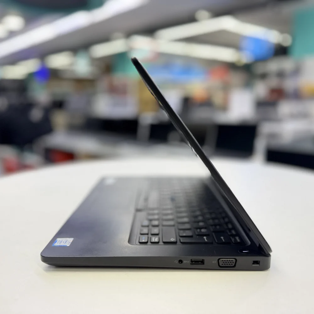 Dell Latitude 5490 Notebook intel i7 8650U 8Gb 512Gb M2 Ssd 14 Fhd (2.El C Kalite Laptop)