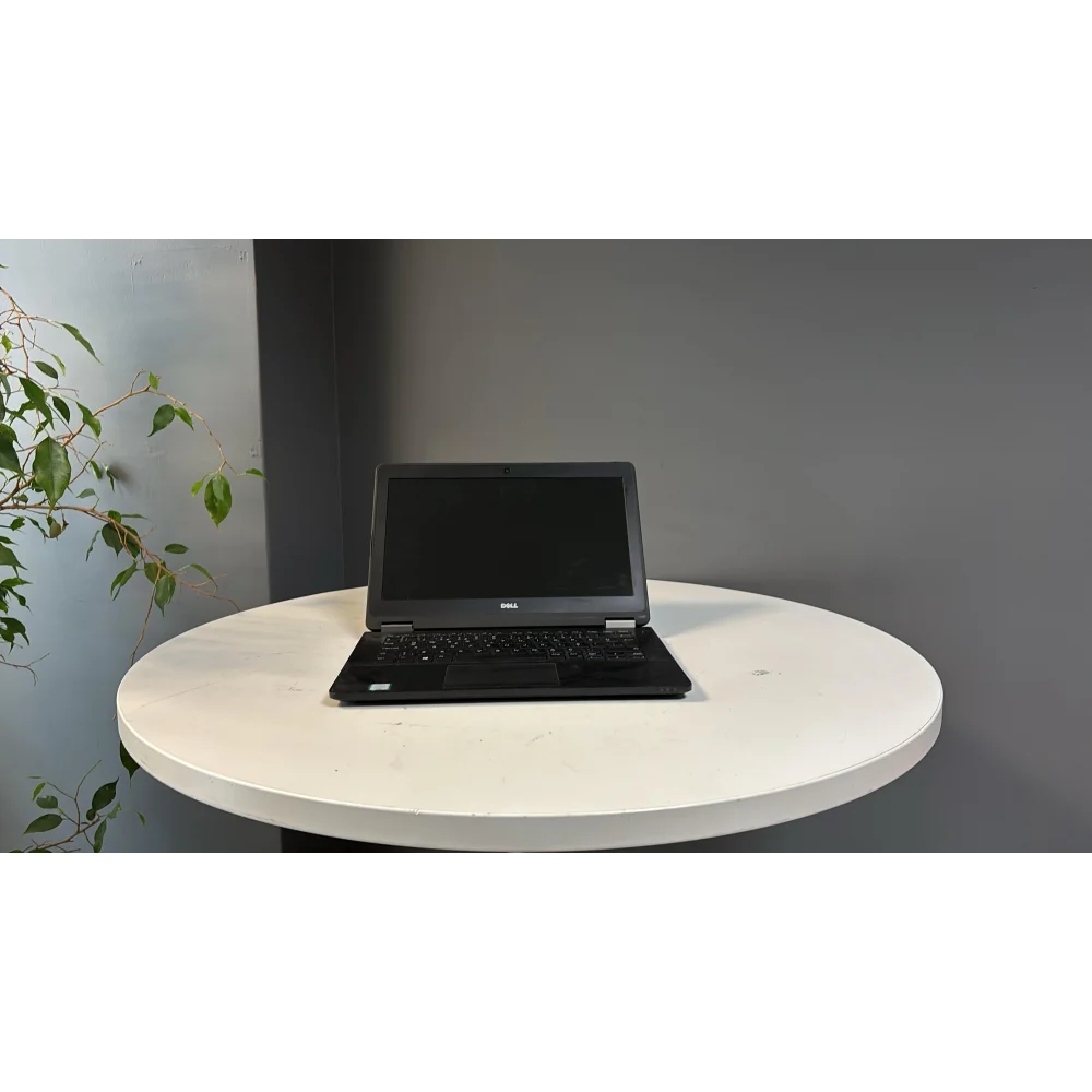 Dell Notebook Latitude E7270 intel i5 6300U 8Gb 256Gb M2 Ssd 12.5 Hd Bx Laptop