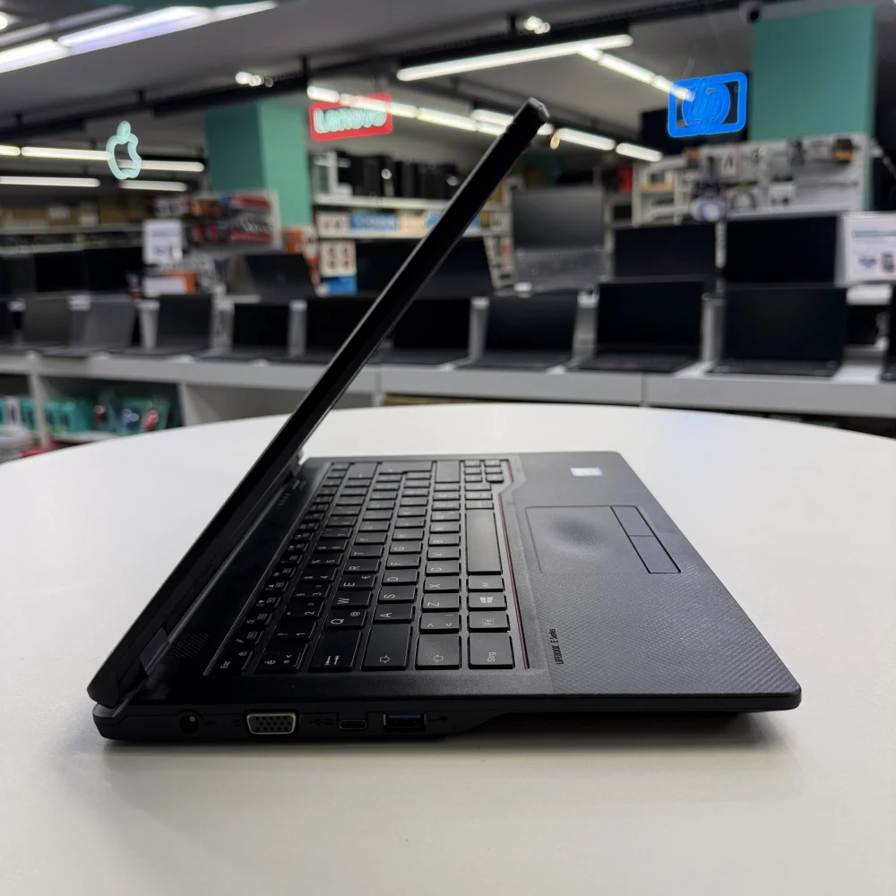 Fujitsu LifeBook E548 Me14A Notebook İ5 7200U 8Gb Ram 256Gb M2 14 Fhd Ips (HDMI, 2.El B Laptop