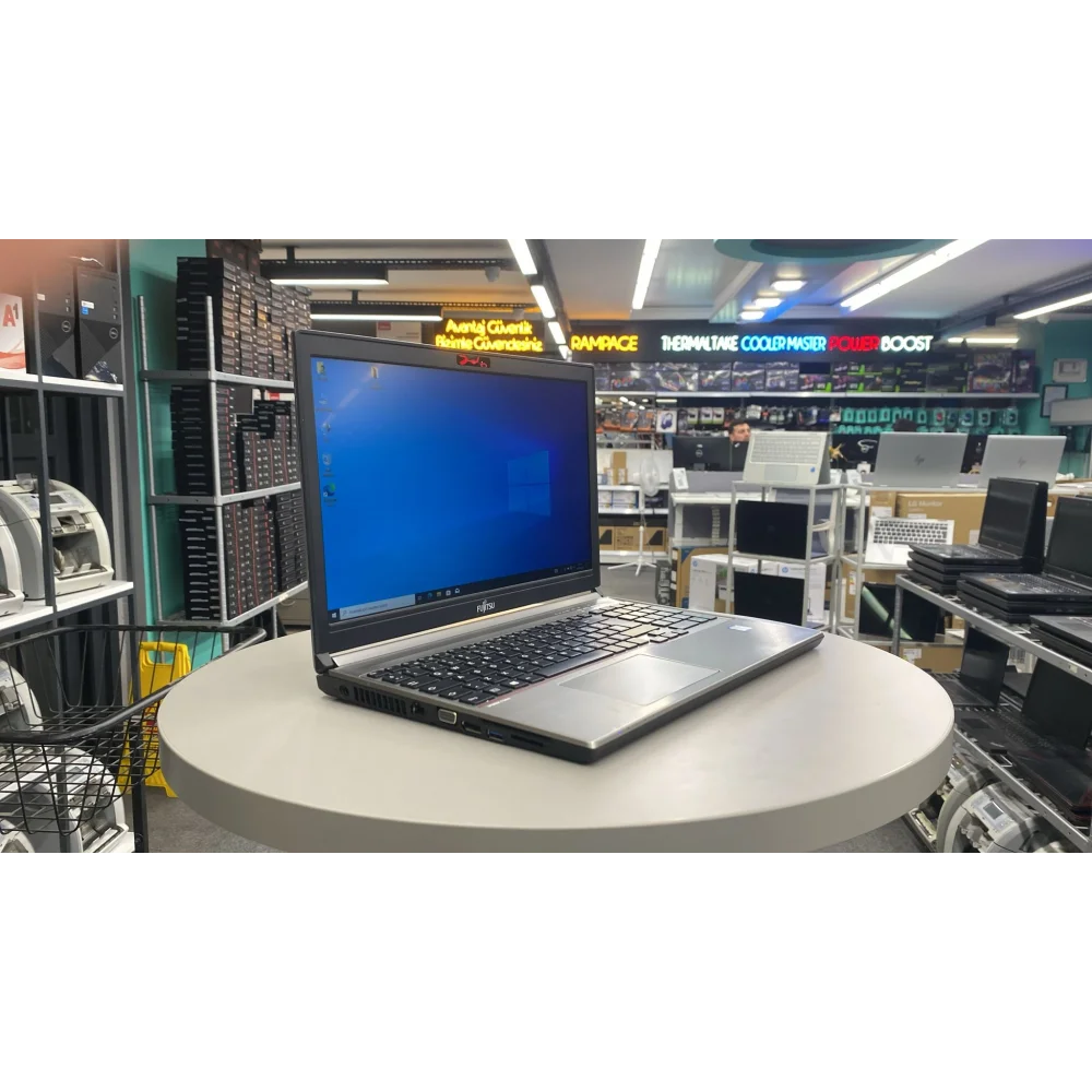 Fujıtsu LifeBook E756 Notebook i5 6200U 8Gb 256Gb Ssd 15.6FHd Ips (C Kalite Laptop)2.EL 3Ay Garantilii