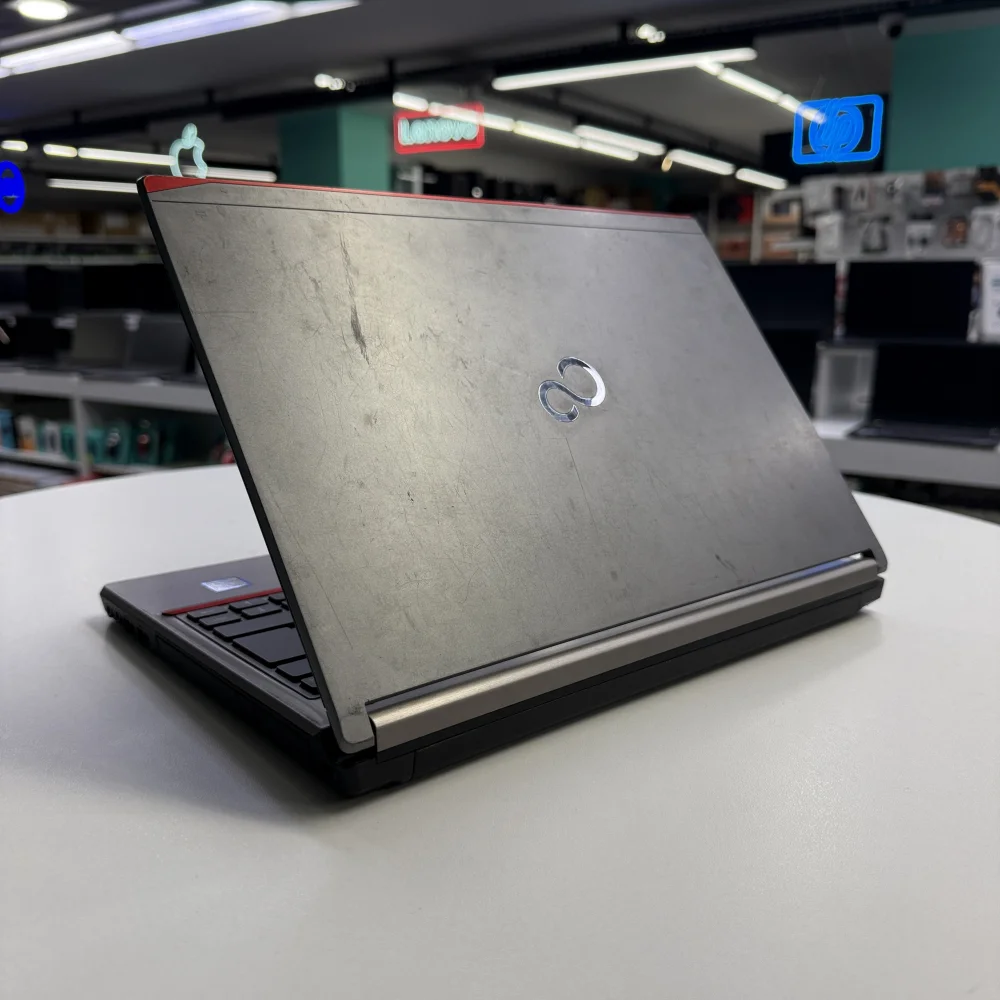 Fujitsu Notebook LifeBook E736 intel i5 6300U 8Gb 180Gb Ssd Dvd-Rw 13.3 Hd (B Laptop) 2.EL 3Ay Gara