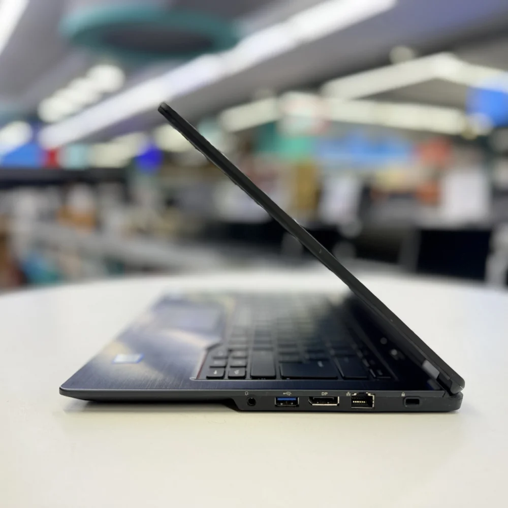 Fujitsu Notebook Siemens LifeBook U747 intel i5 6300U 8Gb 256Gb M2 Ssd 14Hd (C Laptop) 2.EL 3Ay Gar