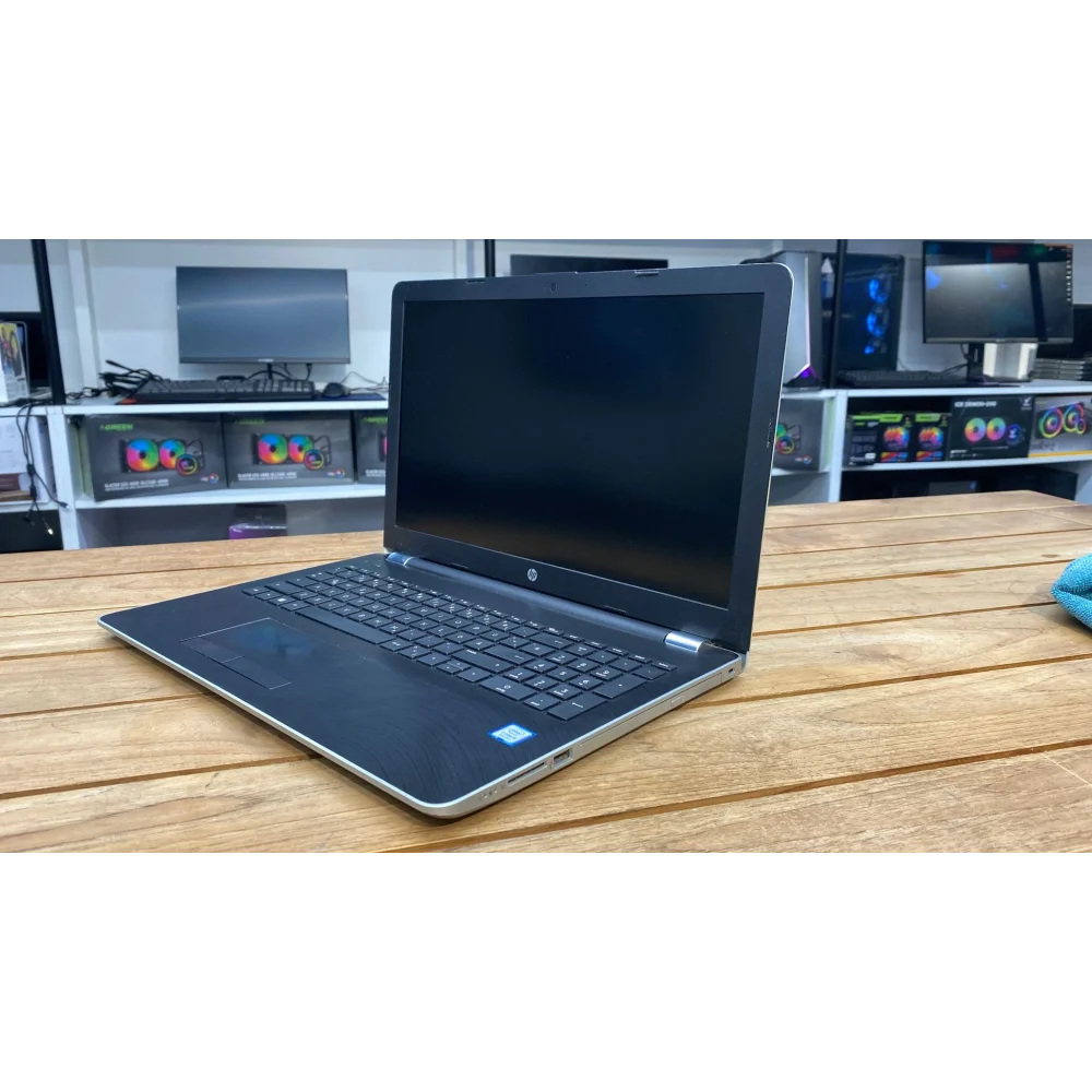 Hp Notebook 15-Bs136Ng intel i5 8250U 8Gb 256Gb Ssd 15.6Fhd (C Laptop) 2.EL 3Ay Garanti