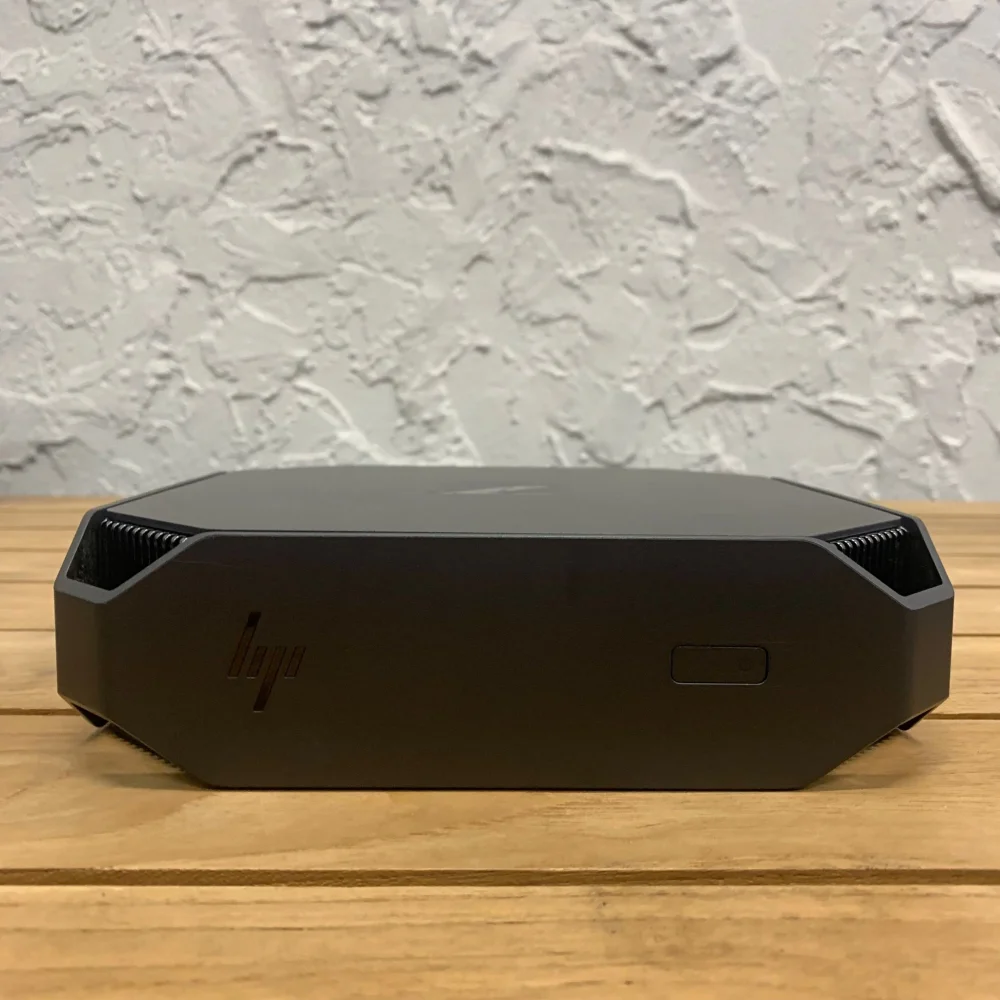 Hp Z2 Mini G3 Mini Pc Xeon E3 1245 V5 16gb Ddr4 256Gb Nwme Ssd 2Gb Quadro M620 Vga Wifili X2Typ-C  2.el Workstation Mini Bilgisayar