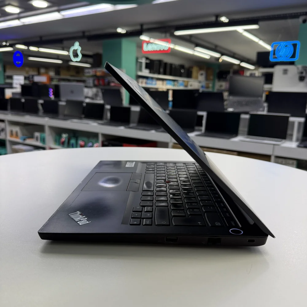 Lenovo 2.El Notebook ThinkPad E14 İ7 10510U 16Gb Ddr4 256Gb M2 Ssd 2Gb Rx640 14 Fhd Ips Bx Kalite L