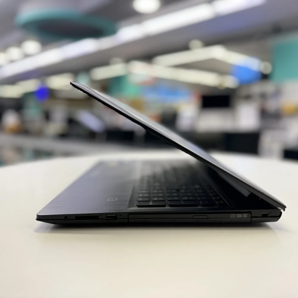 Lenovo G50-45 Notebook Amd-E1-6010 Cpu 8Gb Ram 256GB Ssd Dvd-Rw 15.6Hd Bx Laptop 2.El