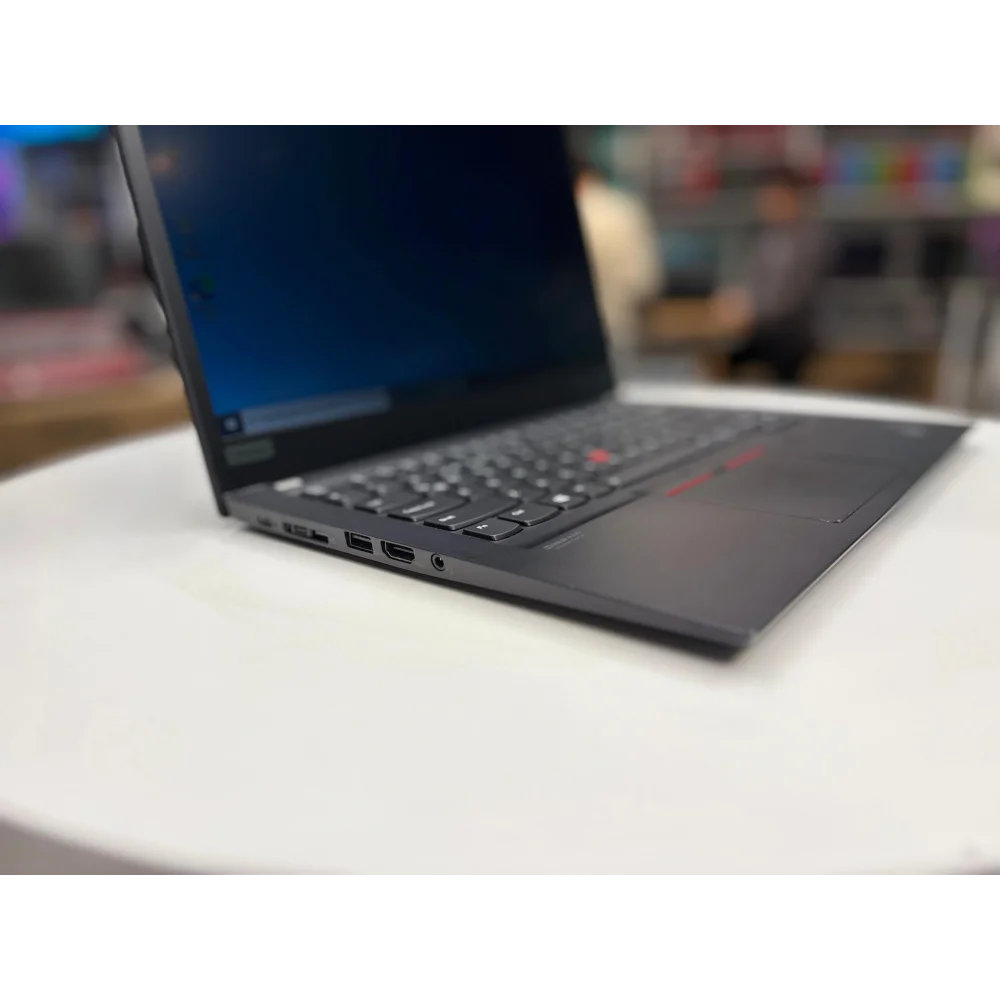 Lenovo Notebook ThinkPad T14S Gen1  i7 10610U 32Gb 512Gb M2 Ssd 14Fhd Ips Dokunmatık B Laptop 2.EL