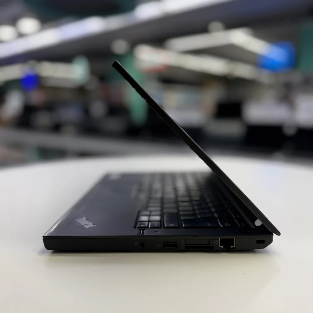 Lenovo Notebook ThinkPad X260 intel i7 6500U 8Gb 240Gb Ssd 12.5 Fhd Ips (Bx Laptop) 2.EL 3Ay Garant