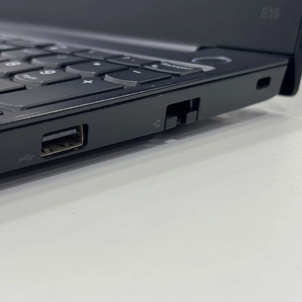 Lenovo ThinkPad e15 Notebook i7 10510U 16Gb Ram 512Gb M.2 Ssd 15.6 Fhd Ips 2GB MX450 (D IRIS XE) C Kalite 2.El 3Ay Garantili Laptop