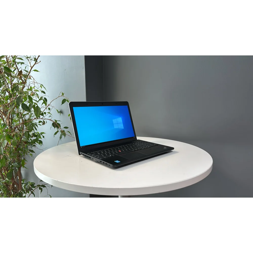 Lenovo Thınkpad Edge E540 Notebook İ5 4200M 8Gb Ddr3L 256Gb Ssd 15.6 Hd Bx Kalite Wın8 2.El