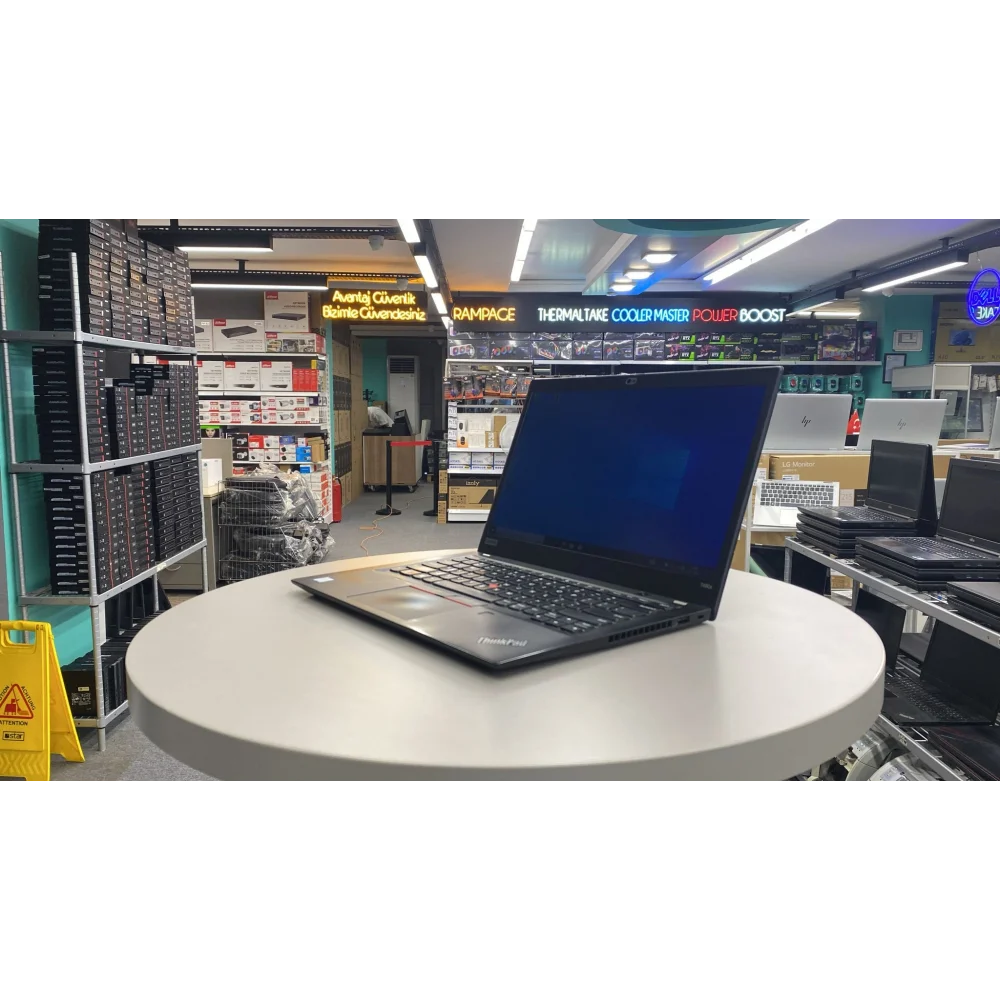 Lenovo Thınkpad T490s Notebook İ7 8565U 32Gb Ddr4 256Gb M2 Ssd O/B 14Fhd Ips Bx Kalite Wın10 2.El