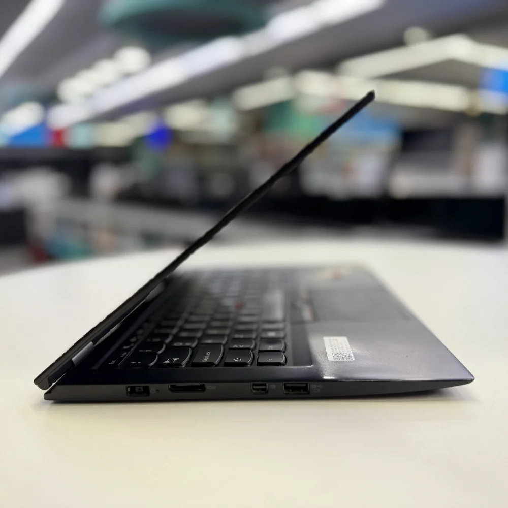 Lenovo ThinkPad X1 Carbon Notebook Gen4  i7 6500U (7.Nesil) 8Gb Lpddr3 Ram 256Gb M2 14 2K Bx kalite Win8 Pro 2.El Laptop