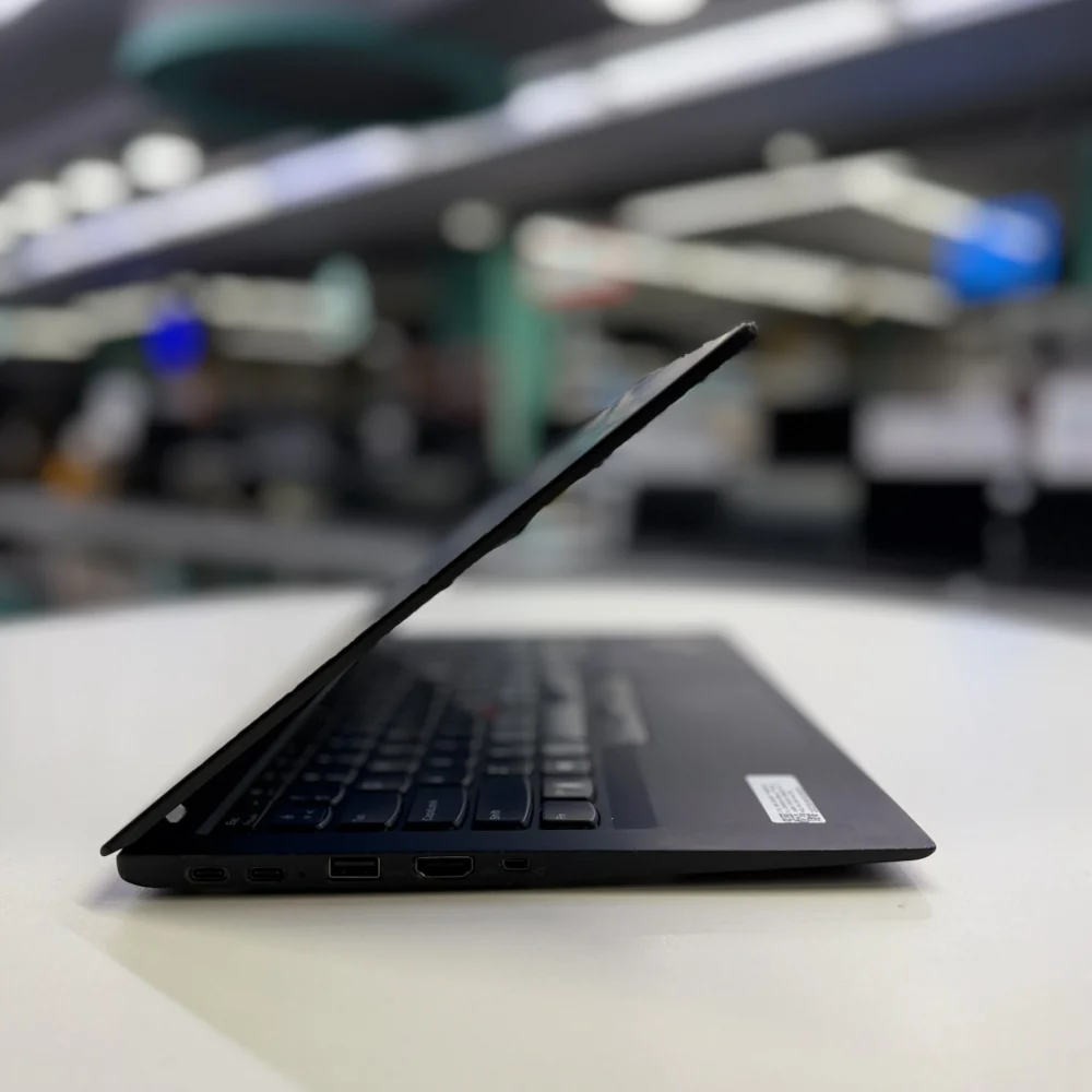 Lenovo ThinkPad X1 Carbon Notebook Gen5 Notebook İ7 7600U 16Gb 256Gb M2 14 Fhd Ips Bx kalite 2.El Laptop