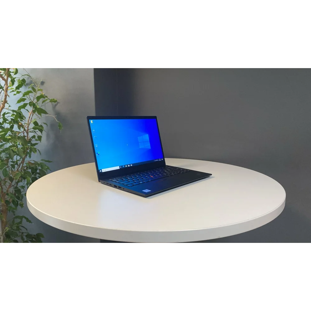 Lenovo ThinkPad X1 Carbon Notebook İ7 10610U 16Gb Lpddr3 512Gb M2 Ssd 142K Wqhd A kalite 2.El Laptop