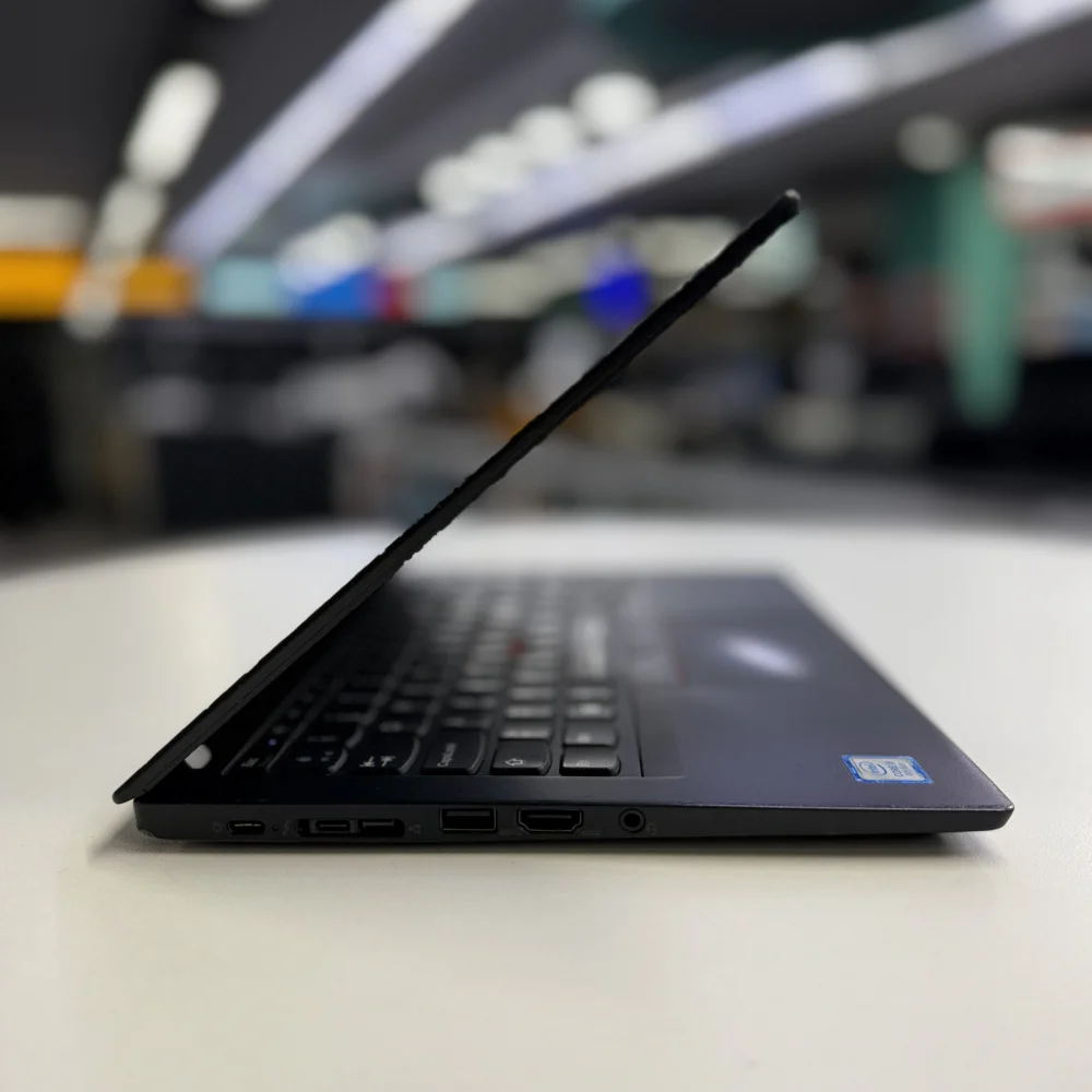 Lenovo ThinkPad X280 Notebook İ5 8250U 8Gb Lpddr4 256Gb M2 Ssd