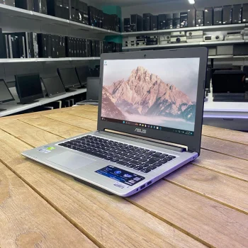 Asus UltraBook S46CB-WX044H İ7 3517U (3.nesil) 10Gb Ddr3 240Gb Ssd 2Gb Gt 740M 14Hd 2.El Garantili Bx Kalite Laptop