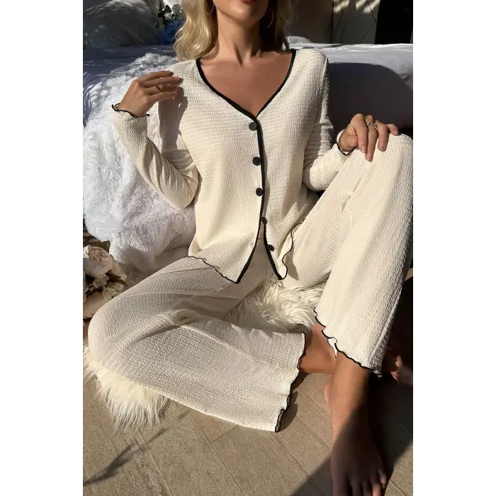 ieg™ Kadın Beyaz Örme Kumaş V Yaka Düğmeli Rahat Şık Pijama Takımı