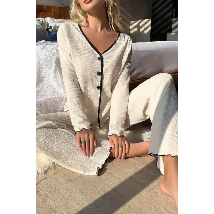 ieg™ Kadın Beyaz Örme Kumaş V Yaka Düğmeli Rahat Şık Pijama Takımı