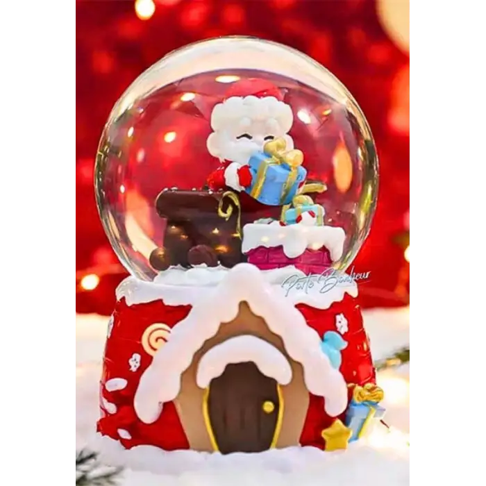 Mega Boy 2025 Yılbaşı Noel Baba Temalı Kar Püskürtmeli Işıklı Müzikli  Kar Küresi 16 cm- 18B