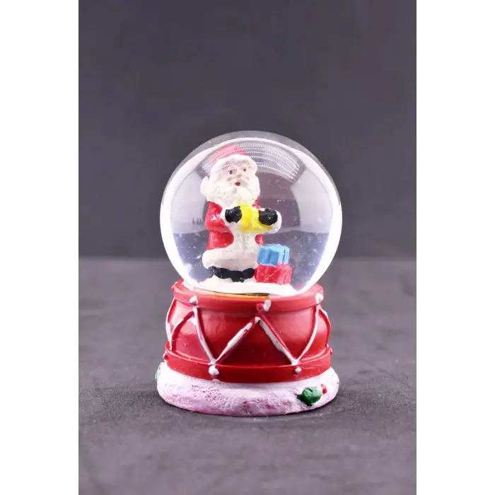 Noel Baba ve Hediye Paketi Temalı Mini Boy Işıklı  Yılbaşı Kar Küresi 6.5 cm1A